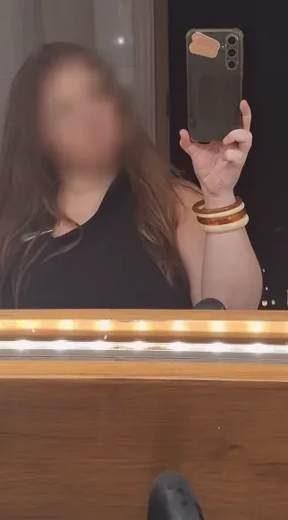 Amalie, 19