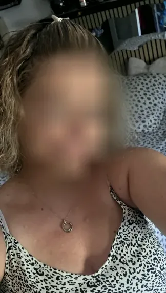 Asta, 35