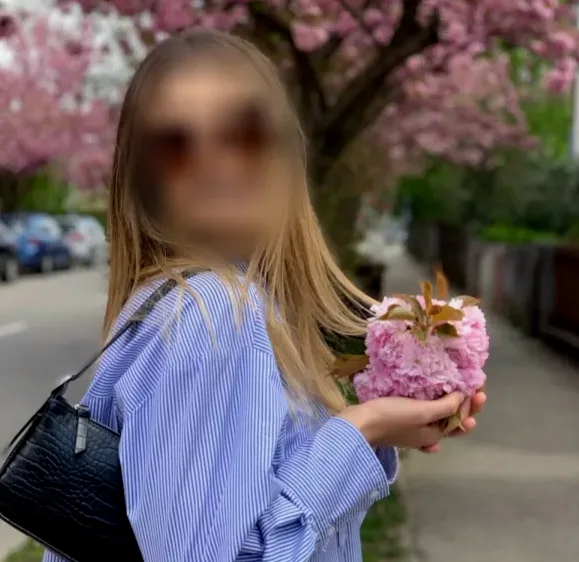 Celina, 23