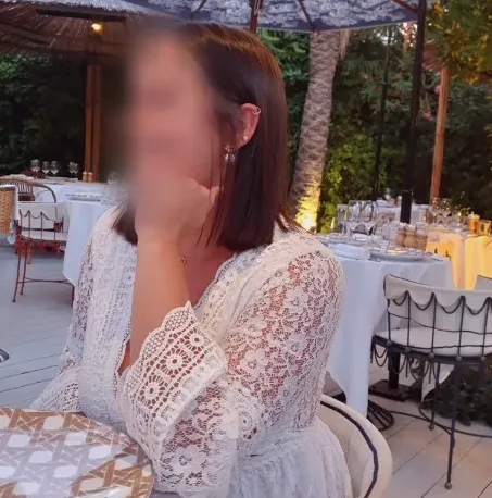 Helena, 31