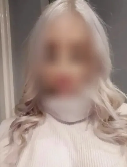 Molly, 30