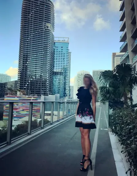 Nadia, 35