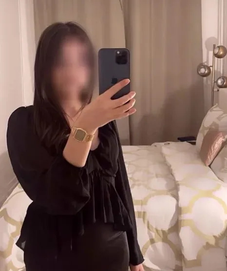 Nora, 21
