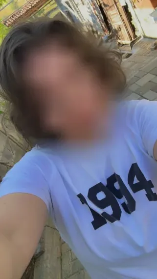 Thea, 32